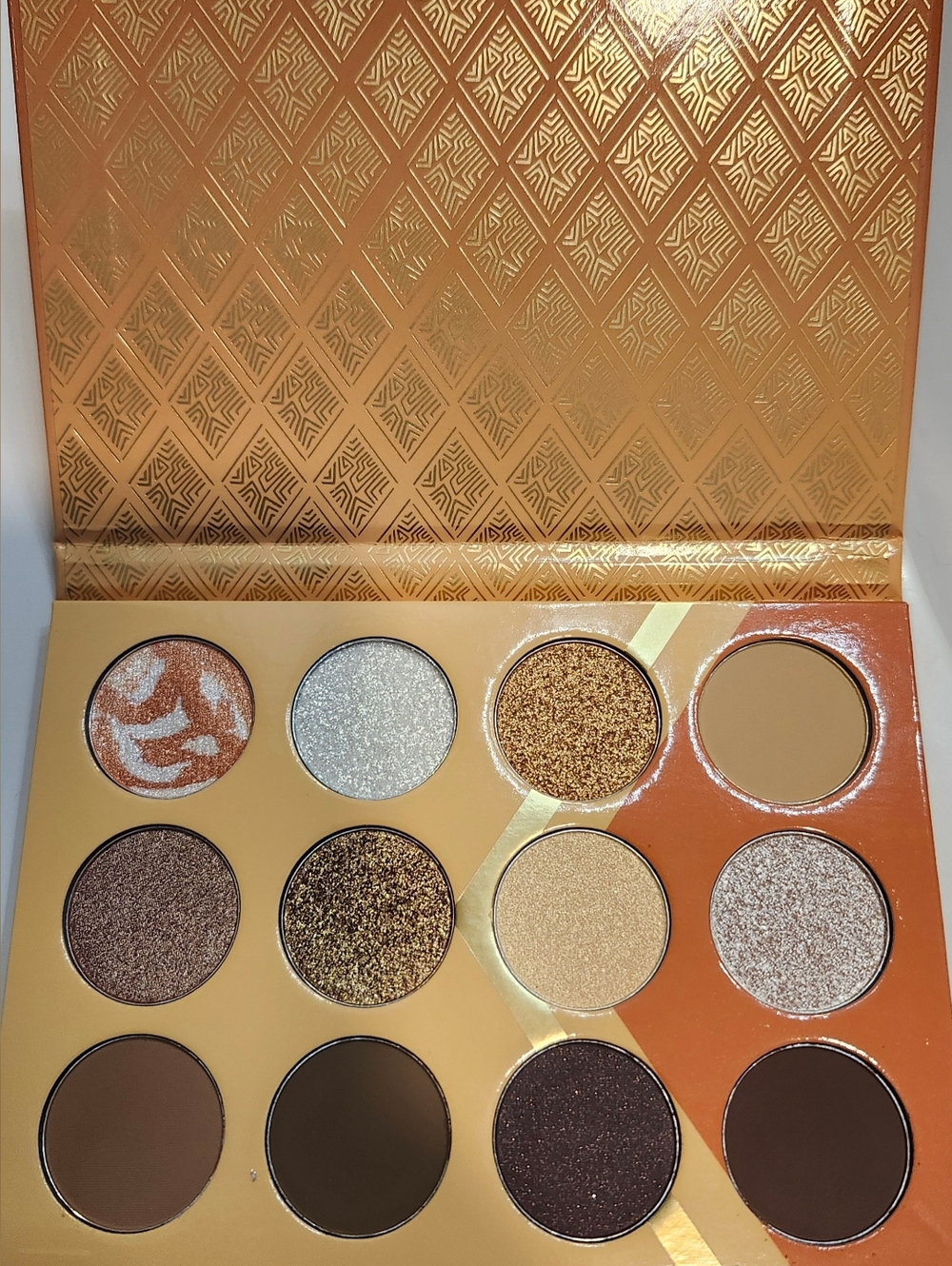 NWOB Juvia's Place "The Nubian Earth" 12 Pan Pressed Pigment Eyeshadow Palette - Picture 2 of 6